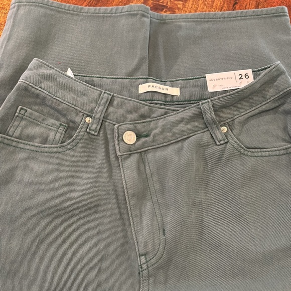 NWT PacSun 90's Boyfriend Jeans - Picture 5 of 9